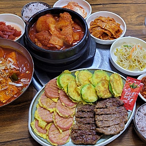 동대문 노포 계림삼계탕 백반과 닭도리탕 낮술