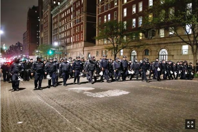 [뉴욕경찰, <b>컬럼비아대</b> 반이스라엘 <b>시위대</b> 수십명 체포]... 