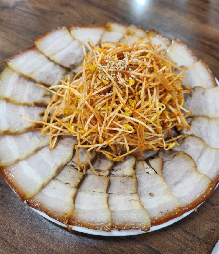  부산 온천장 맛집 만서리이가네막국수 메밀싹수육 동치미막국수