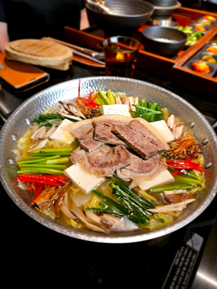 [내돈내산 식사] <b>어버이날</b> 모임 <b>이태원</b> 나무솥밥 추천~ㅋㅋ