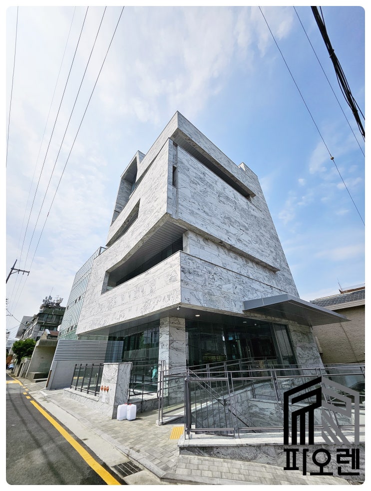  논현동통임대 - 학동역신축사옥, 수려한외관, 반듯한구조, 주차6대+@, 즉시입주, 전층냉난방기완비.