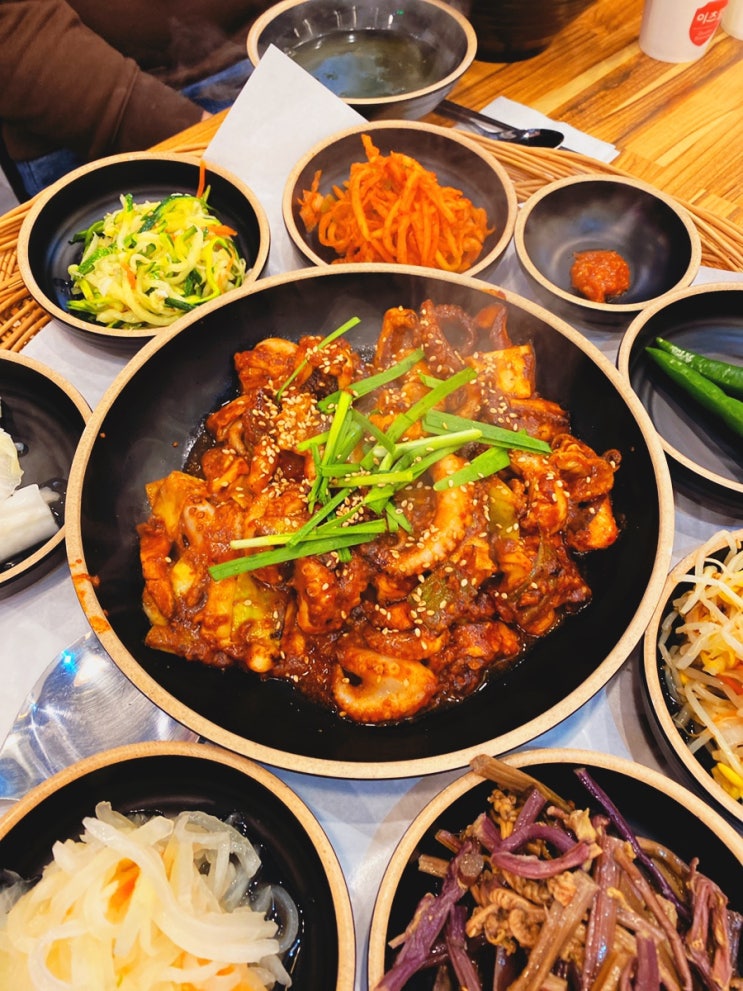  마곡나루: <방배동 할매 쭈꾸미마곡나루역점> 쭈꾸쭈꾸 쭈꾸밋! 매콤하고 든든하게 쭈꾸미로 점심 먹은 후기