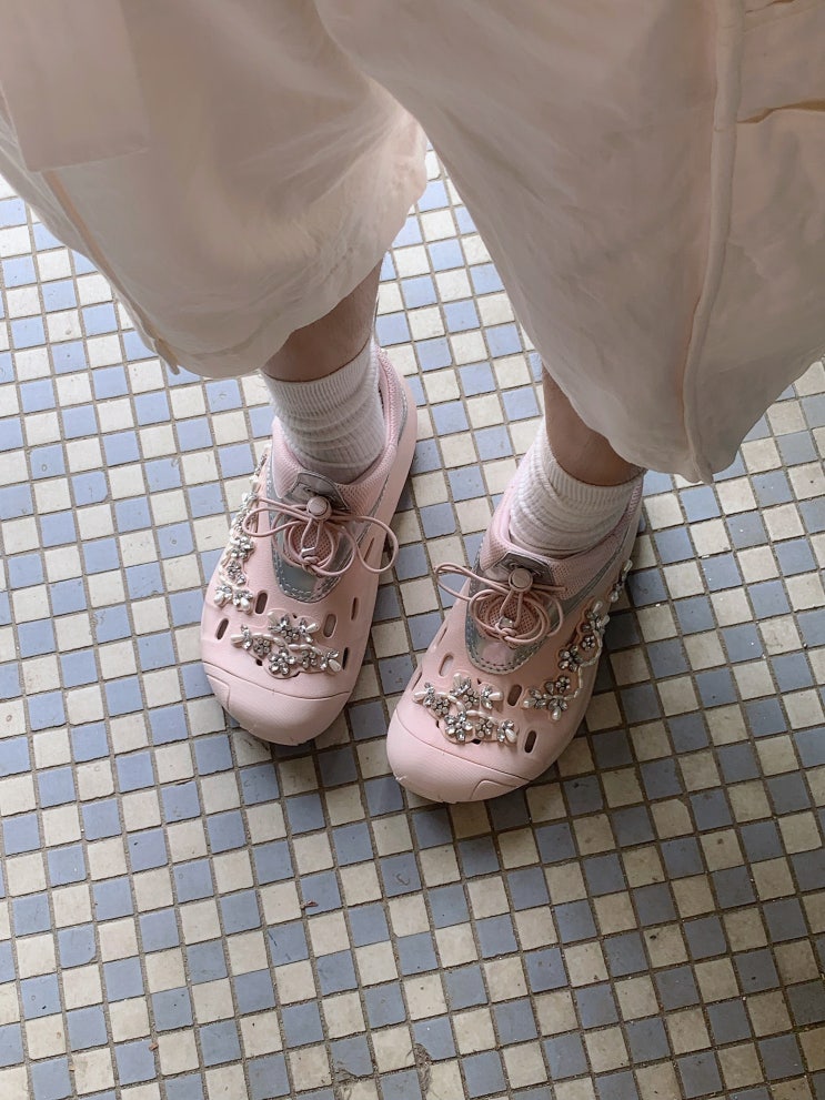  시몬로샤 Simone Rocha x 크록스 Crocs 퀵 트레일 쿼츠(핑크) 리뷰 / 사이즈 추천 / 남자 착샷