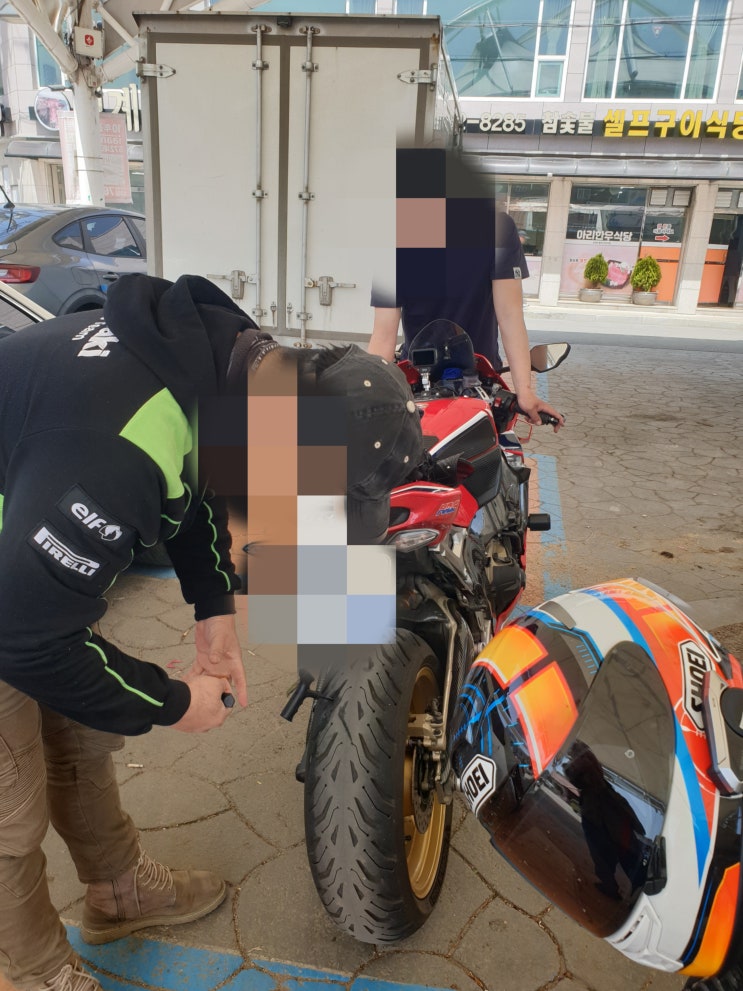  열흘동안 빵꾸 때우기 3번....저주받았나...