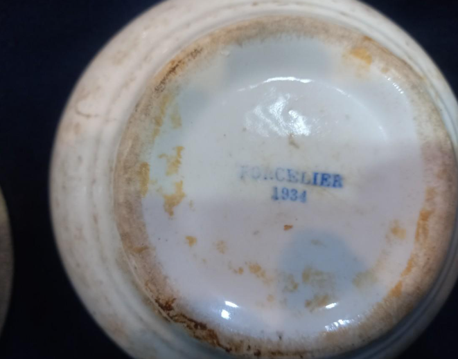  "古傳美도자기 그릇 오래되어 보입니다 1930년대 추정 수집가분들께 추천 " 도자기 판매 / 강아지 고양이 해외출국 대행 서비스