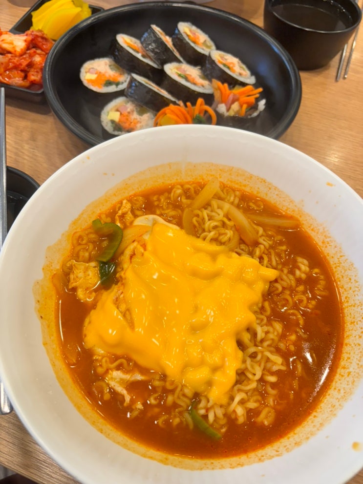 교대 분식맛집 싸다김밥(미니야장)!