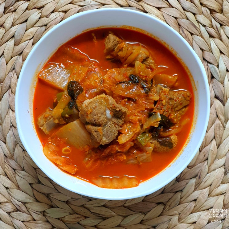  김치찌개 맛있게 끓이는 법 돼지갈비 넣은 응용 버전 류수영 평생 황금 레시피