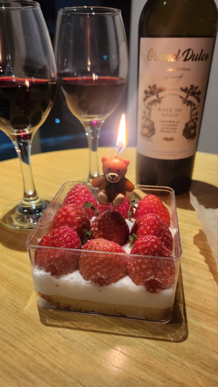  반려동물 동반 가능한 제주 디저트 맛집 카페 채색