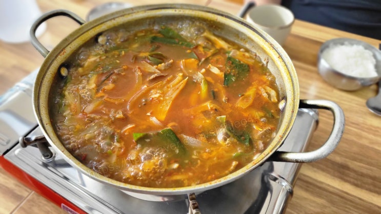  이경채한우식육식당 소찌개와 육회까지 일품인 들안길한우맛집