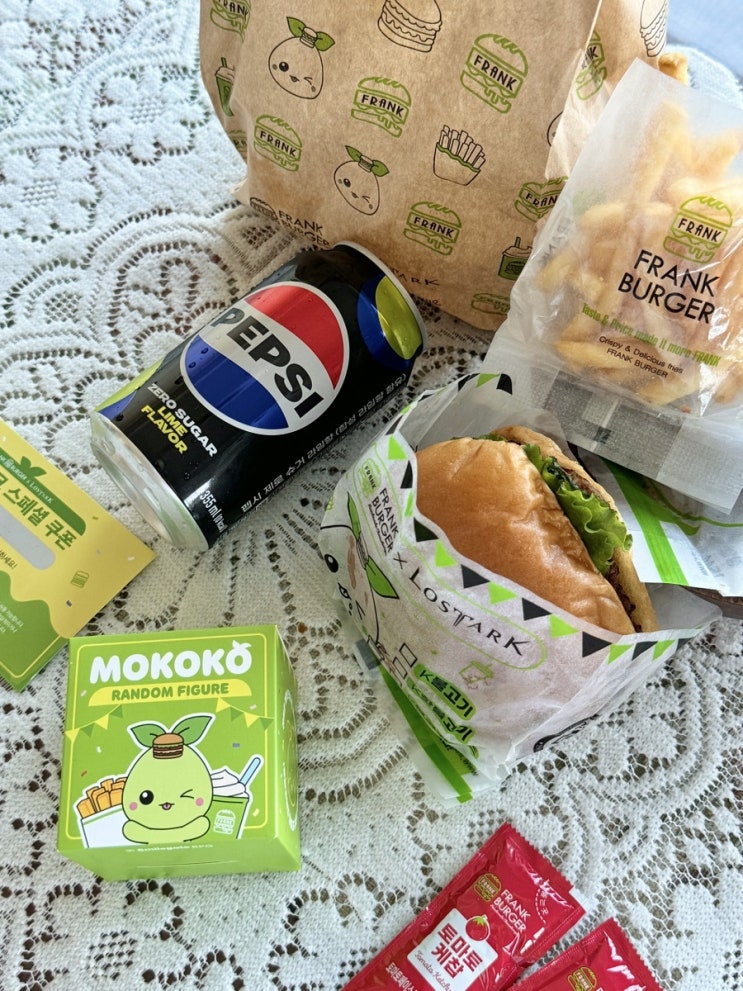  프랭크버거 로스트아크 모코코 맛 귀여움 다 잡았네