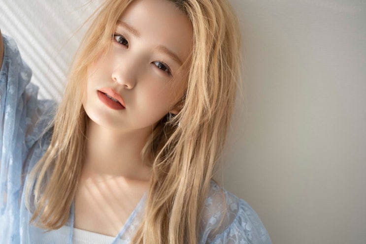 아이즈원 출신 혼다 히토미, 소속사 계약 종료...추후 행보는 어딜까? 아이즈원 출신 혼다 히토미, 소속사 계약 종료...추후 행보는 어딜까?