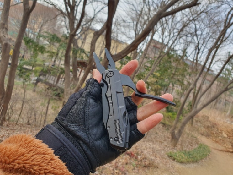  캠핑장에서 유용한 아이템 #캠핑해머 #캠핑나이프