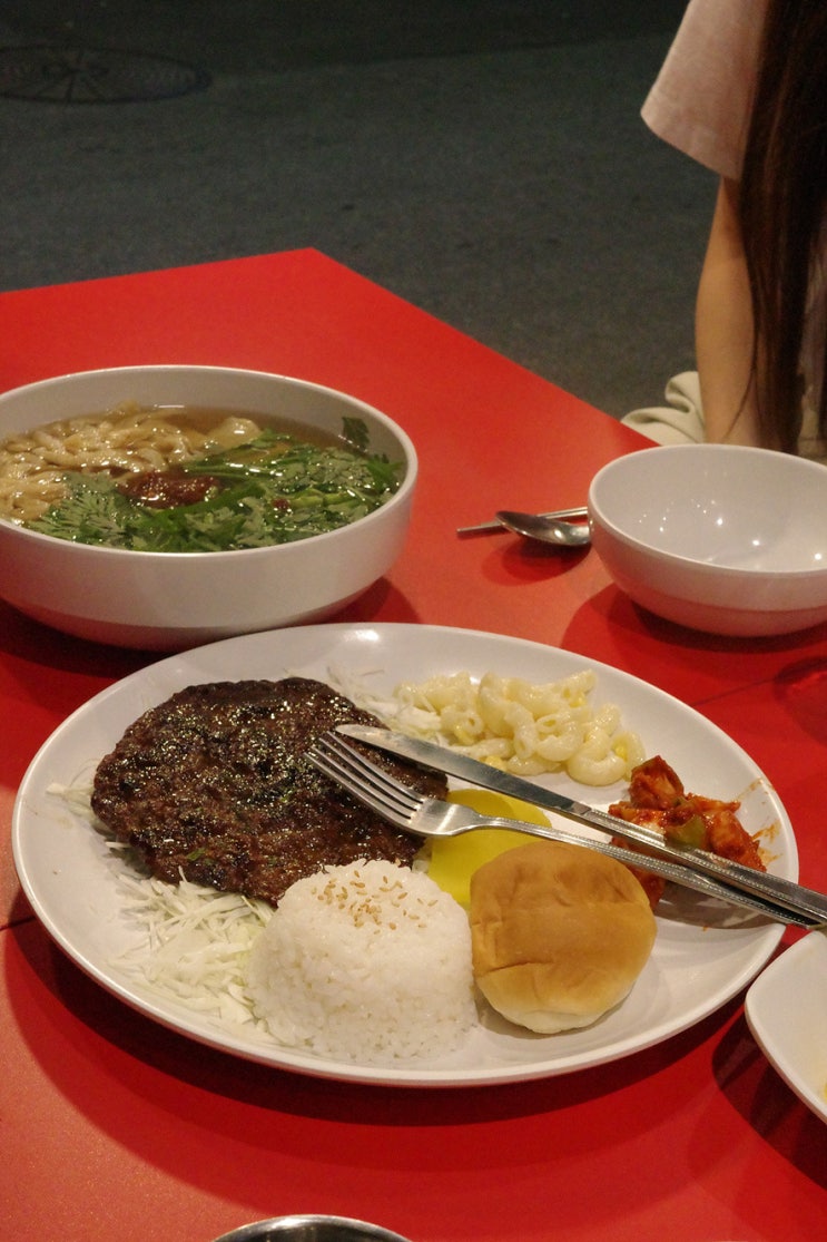  성수 맛집 우불식당 야장에서 즉석 우동 한 그릇