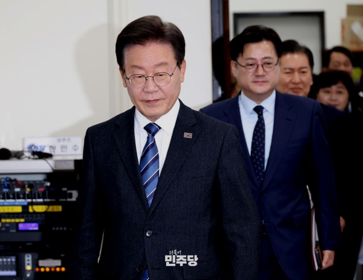 <b>이재명</b> "'특검 거부하는 자가 범인'이라던 윤석열, <b>거부권</b> 행사... 