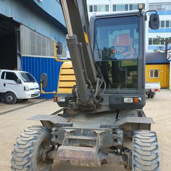 볼보 EW60 2015년식 4700만원 판매합니다. 볼보 EW60 2015년식 4700만원 판매합니다.