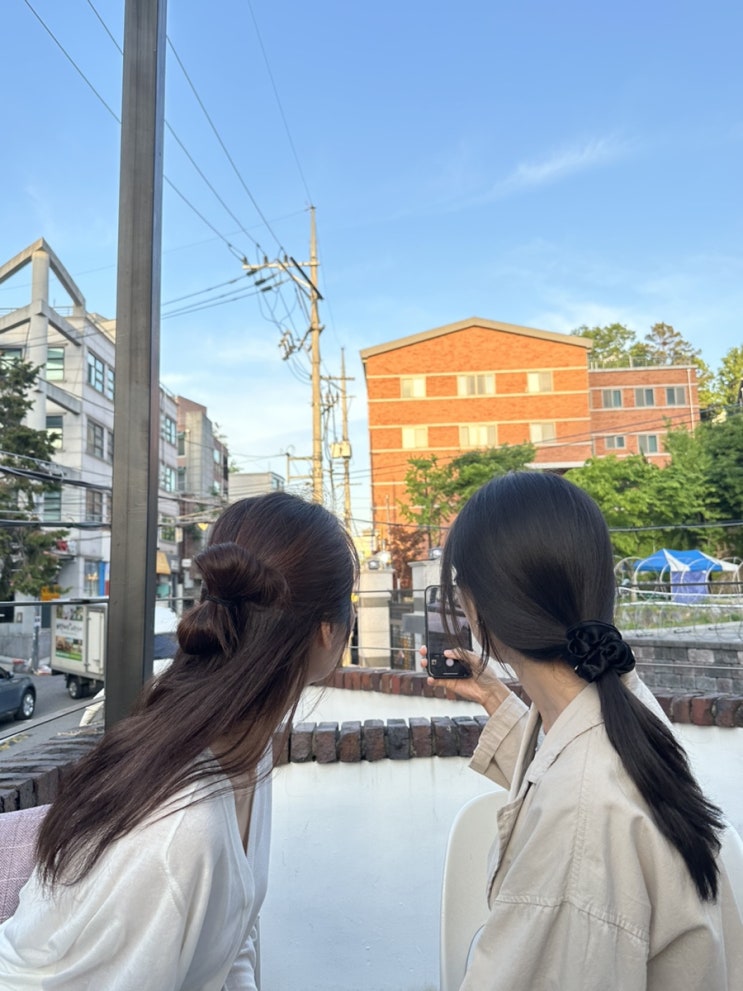  써니 용리단길 접수_ 도화아파트먼트, 능동 미나리, 키보, 노커어퍼 그리고 주은감자탕