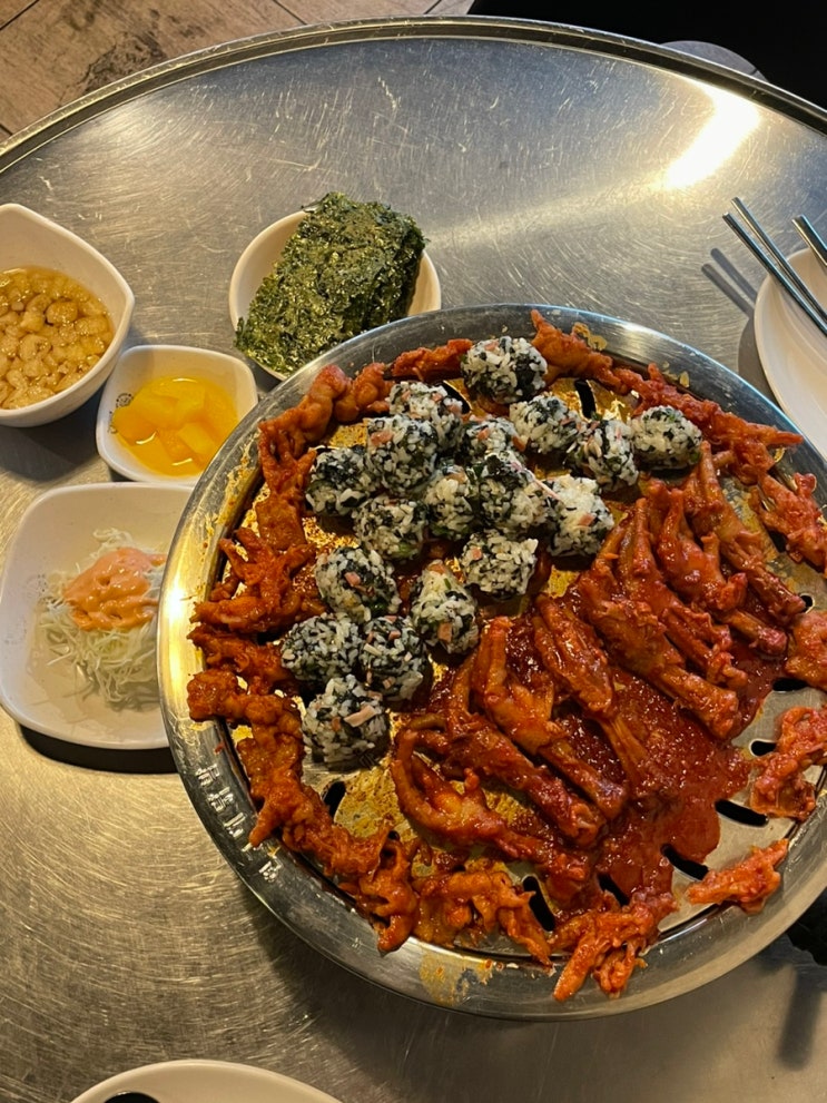  내돈내산 이수역 닭발 맛집 <현고대닭발> 소유도 인정한 맛집 후기