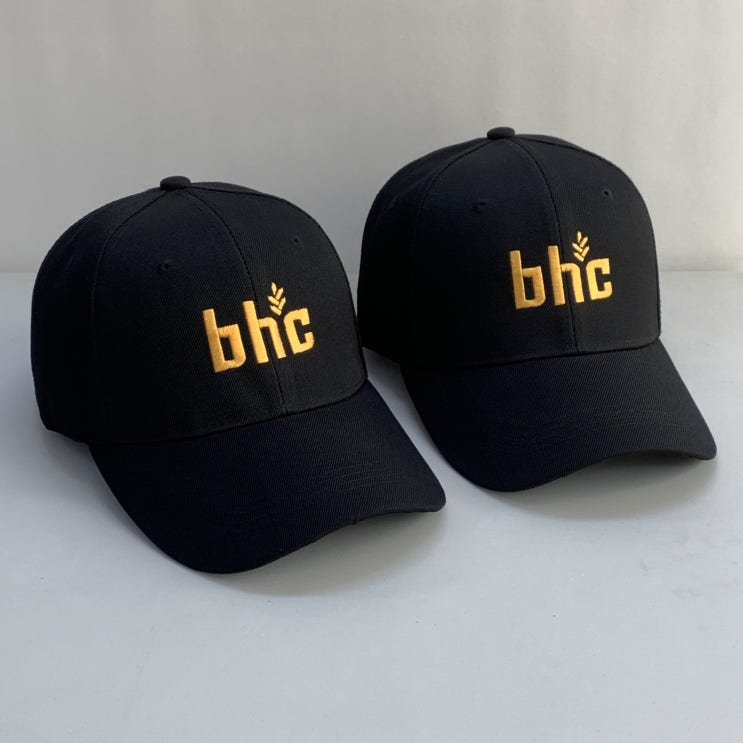  BHC 치킨프랜차이즈 일반자수 단체모자제작 사례