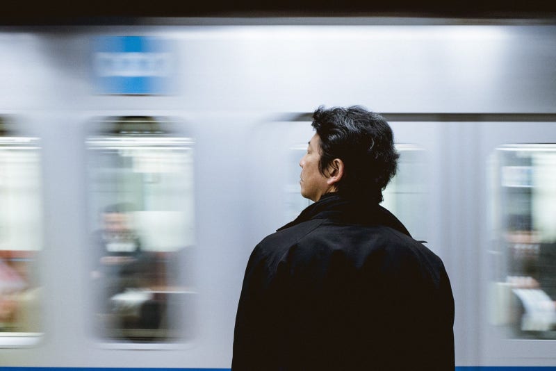 큰 바퀴벌레가 나오는 꿈 잡거나 죽이는 꿈해몽