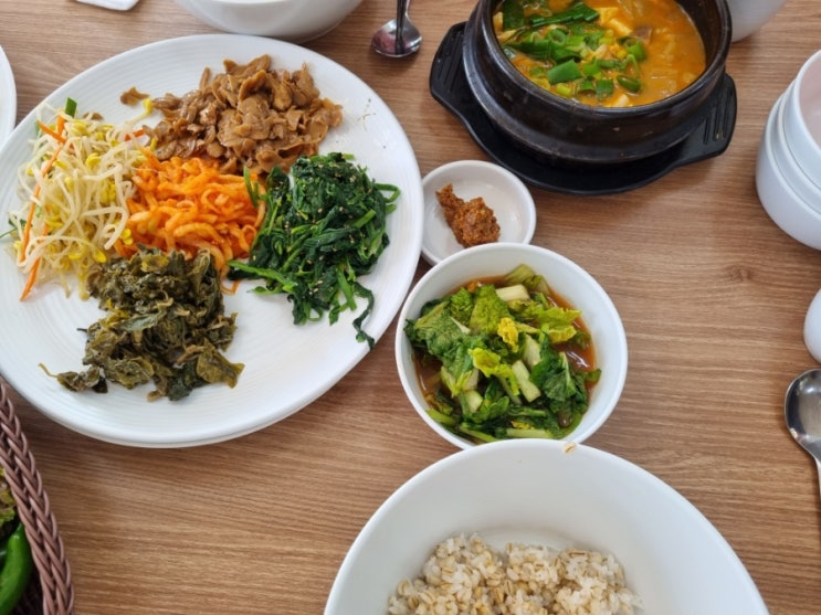  대전 대덕구 계족산 장동산림욕장 근처 맛집 [장동감나무보리밥집]