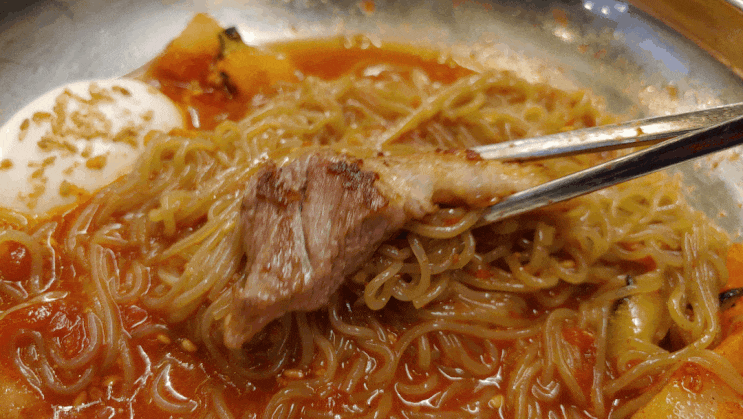 경산 중산동 맛집 찰만생대패 삼겹살에 미나리 조합이 최고 입니다 경산 중산동 맛집 찰만생대패 삼겹살에 미나리 조합이 최고 입니다