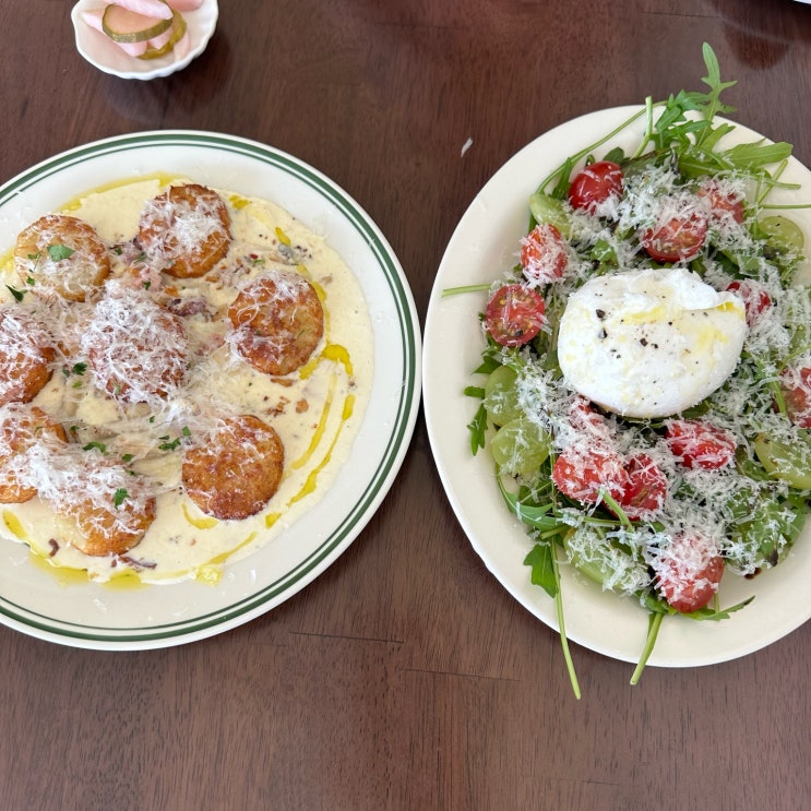  김해 봉황동 카페 | 봉리단길 브런치맛집 | 메조네뜨