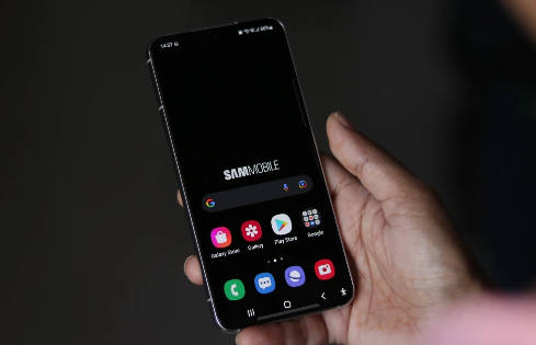  갤럭시 S22 One UI 6.1 업데이트 배포 중단, 부팅, 잠금화면 먹통 에러