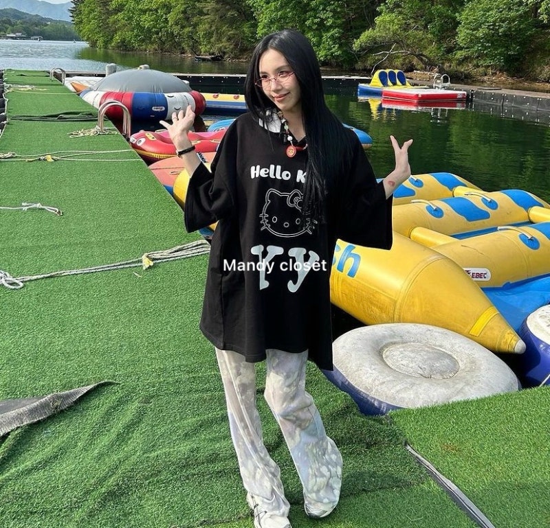 TWICE Chaeyoung: The Unique Style Icon's Casual Fashion & Girl Group Fashion Info
