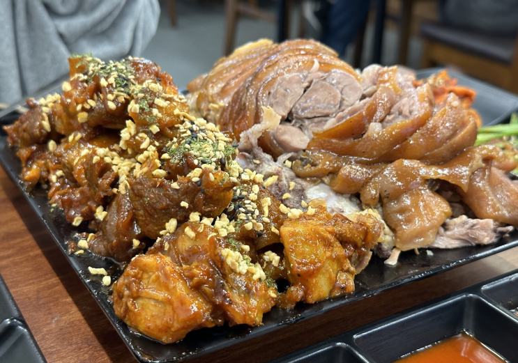  왕십리 족발 보쌈 맛집 | 귀한족발 왕십리점