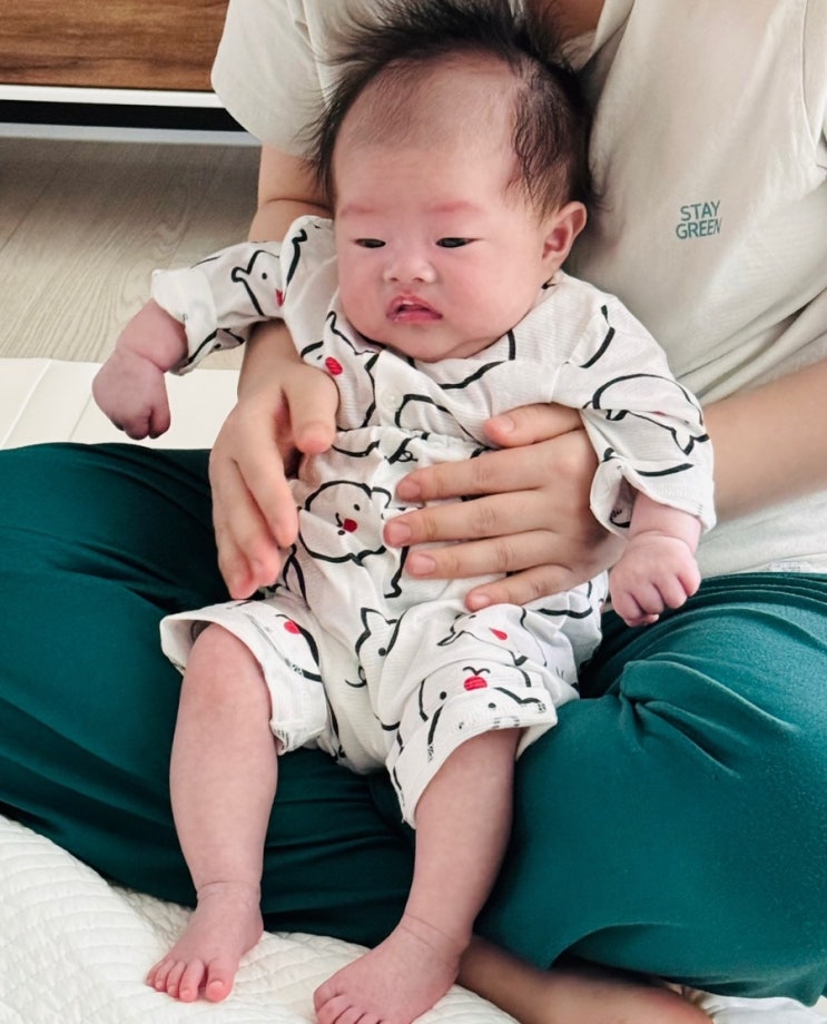  육아일기 | 55일 - 61일 | 아빠마중가기/터미타임/웃음