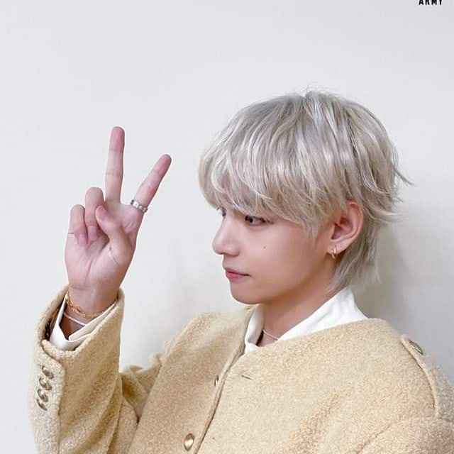 News image: For Us - 100 million