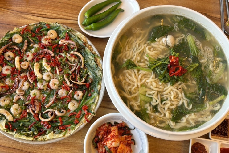  [대구, #맛집] 시원 칼칼한 동죽 칼국수와 해물파전 동촌유원지맛집 : 동동칼국수 동촌유원지점