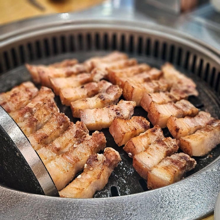  야당 맛집 - 맛찬들 왕소금구이 삼겹살과 차돌된장찌개