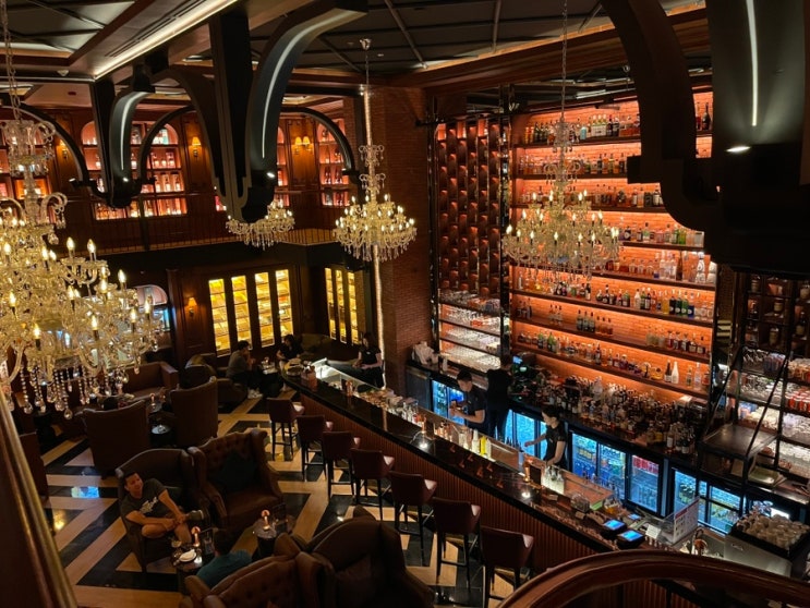  마닐라맛집 필리핀 여행 뉴포트몰 위스키바 The Whisky Library