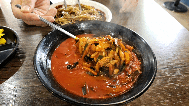  술한잔 먹고 해장에 좋은 주문진 신짬뽕 먹고 해결했어요
