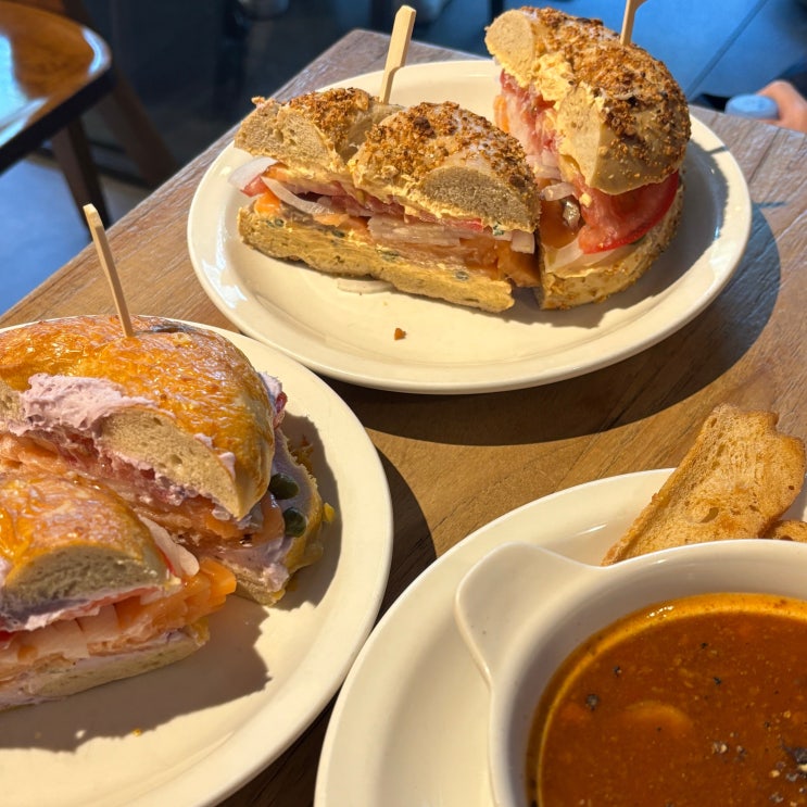  잠실에서 만난 뉴욕 맛집 니커버커베이글에서 웨이팅 없이 브런치 즐기기