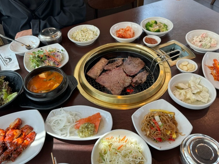  수원 맛집 신라갈비 3대 갈비 가족 외식 장소 가볼만한 곳