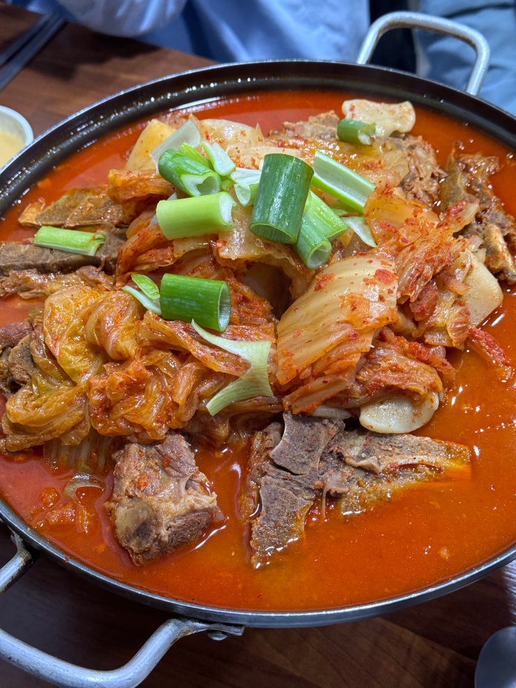  구로 신도림 숨겨진 야장 묵은지 감자탕 맛집 [전주 감자탕 뼈해장국]