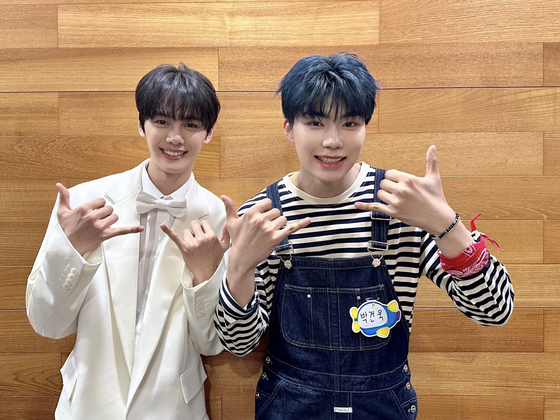 제로베이스원 <b>김규빈</b>, 박건욱 '쇼! 음악중심' <b>스페셜</b> MC로 활약