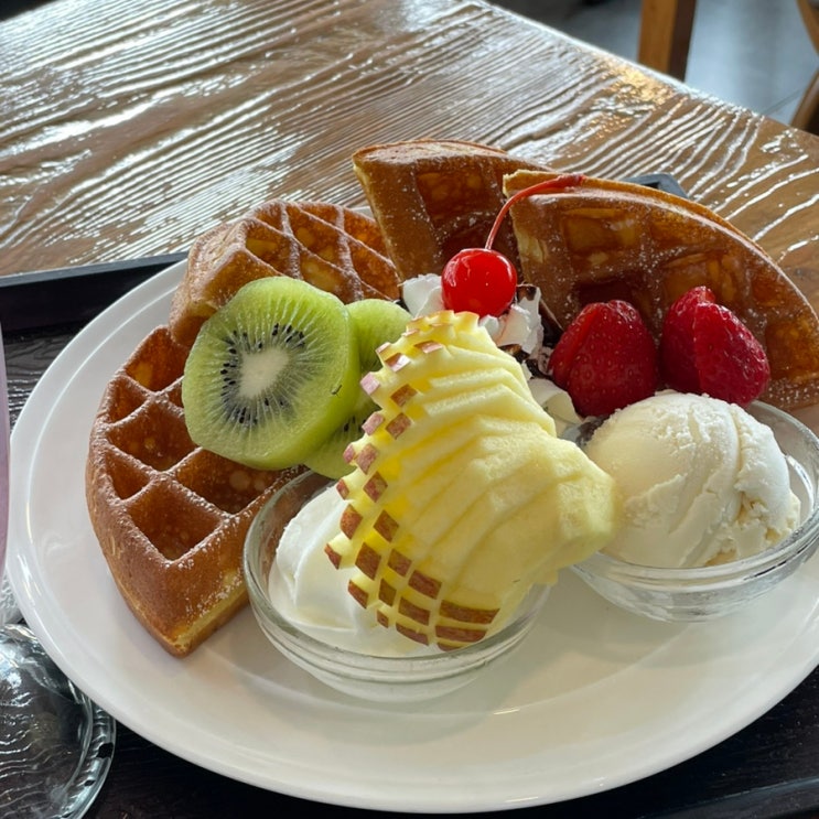  강릉와플맛집 와타빈 아날로그 분위기 카페