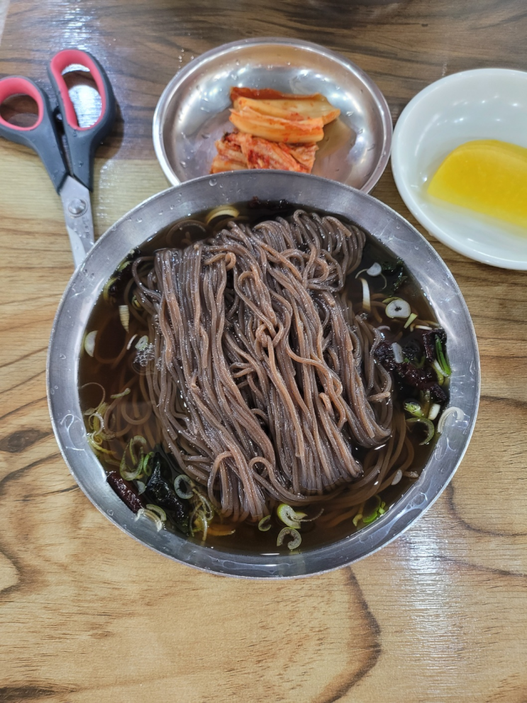  금암소바(해물향 그득한 전주 소바/호불호 주의)