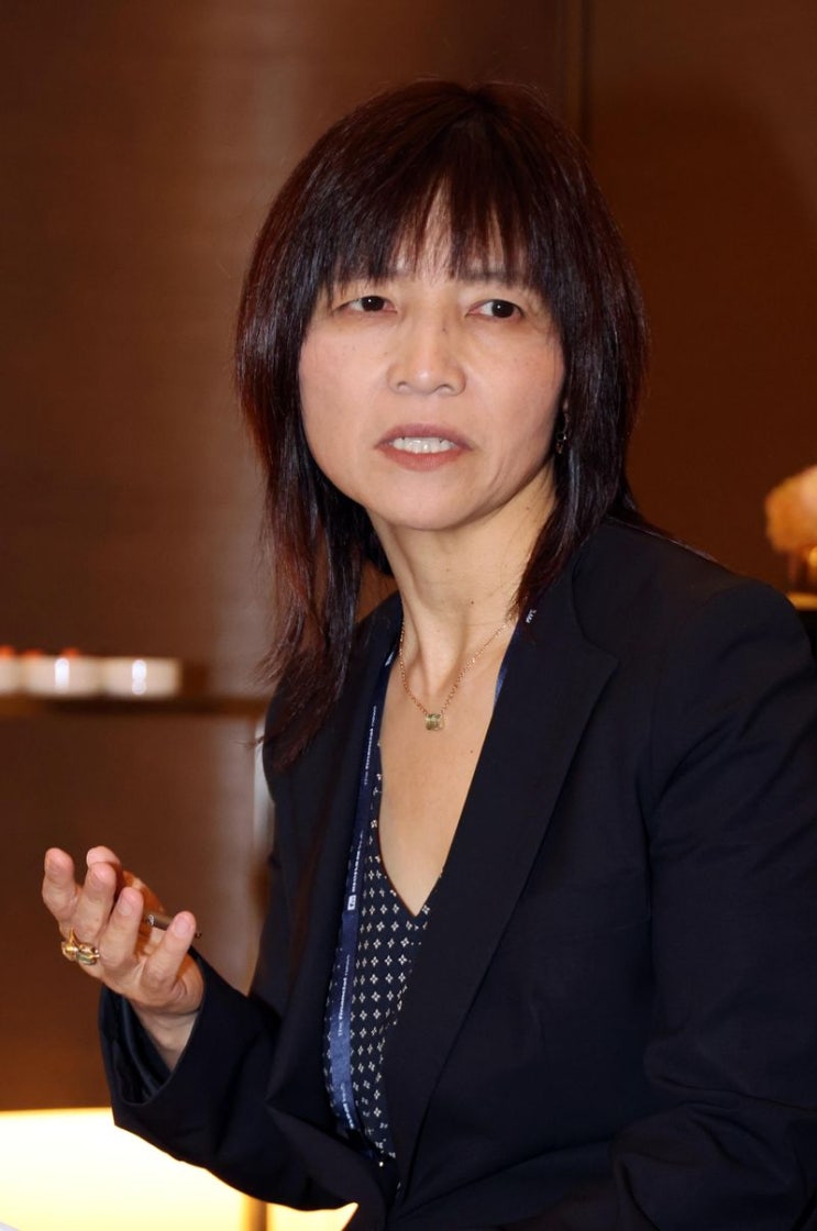 "日 증시, 잃어버린 30년 딛고 4만5000 갈 것...수소 테마주 추천" "日 증시, 잃어버린 30년 딛고 4만5000 갈 것...수소 테마주 추천"