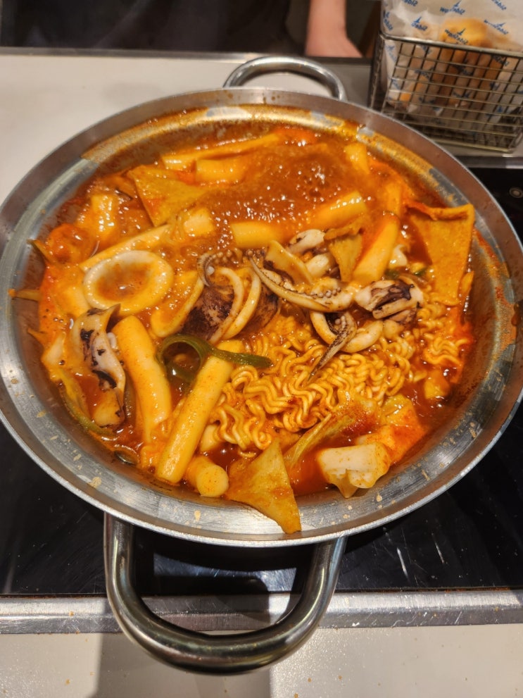  즉석떡볶이가 정말 맛있는 사이드쇼 롯데몰김포공항점 방문 후기