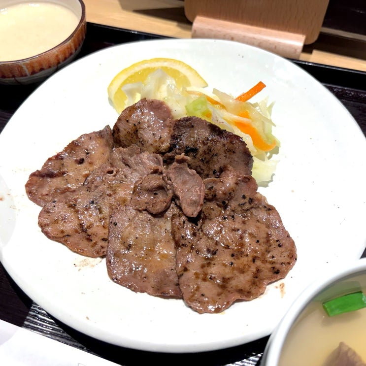  후쿠오카 하카타 1번가 맛집 : 탄야하카타 우설 정식 후기 (가격, 조식 시간)
