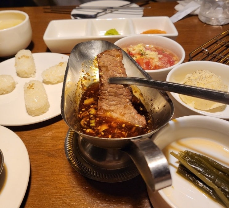  특별한 소스와 먹는 한우투뿔 야끼니꾸 숙대입구역맛집 별진