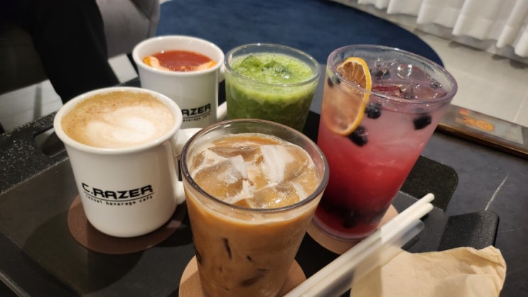  크레이저커피 시흥월곶점 : 크레이저라떼, 청포도케일주스, 바닐라빈라떼, 자몽티