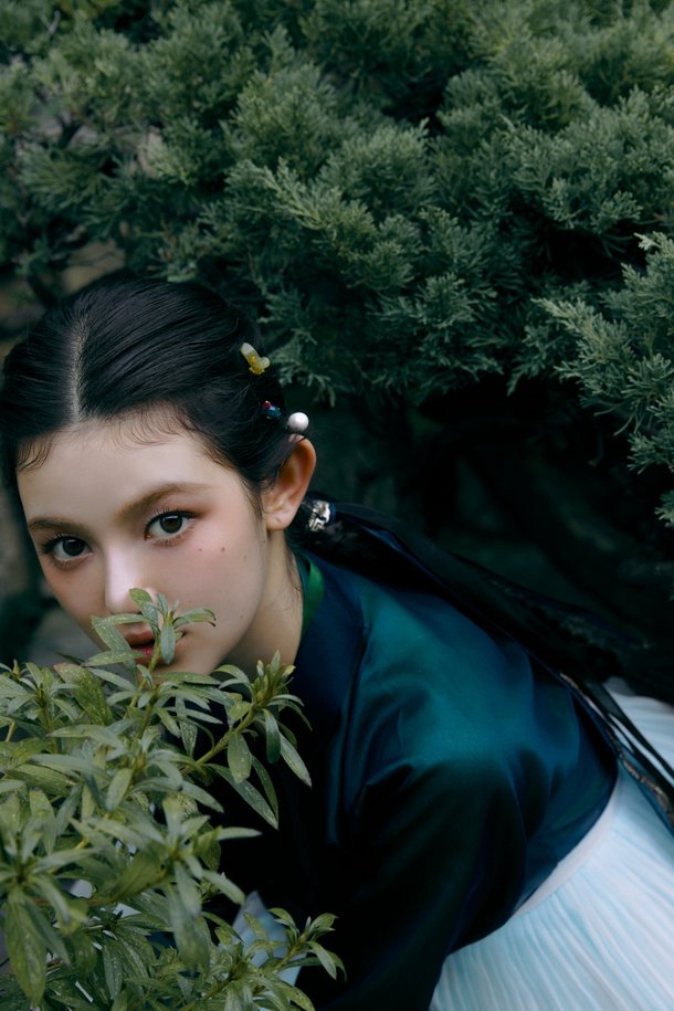 <b>뉴진스</b> 다니엘, ‘2024 코리아 온 스테이지’ 단독 MC... 