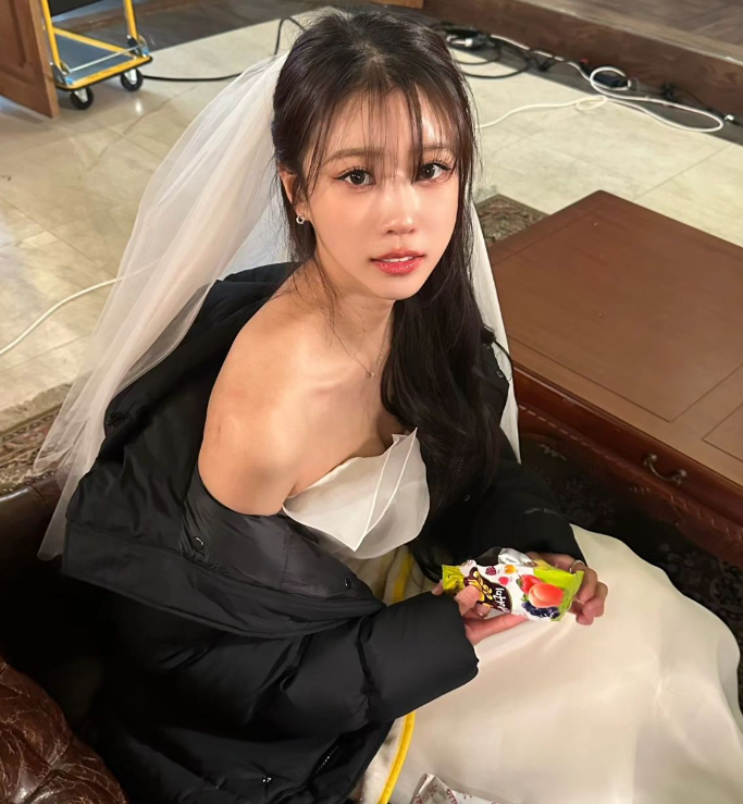 이미주 송범근 나이 키 인스타 사진 보기