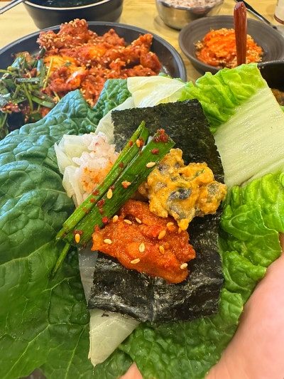 부평동의 노포 쌈밥집 '감나무집' // 밥은 맛있는데 요즘 게임 생각만 하면 소화가 안 되네요.