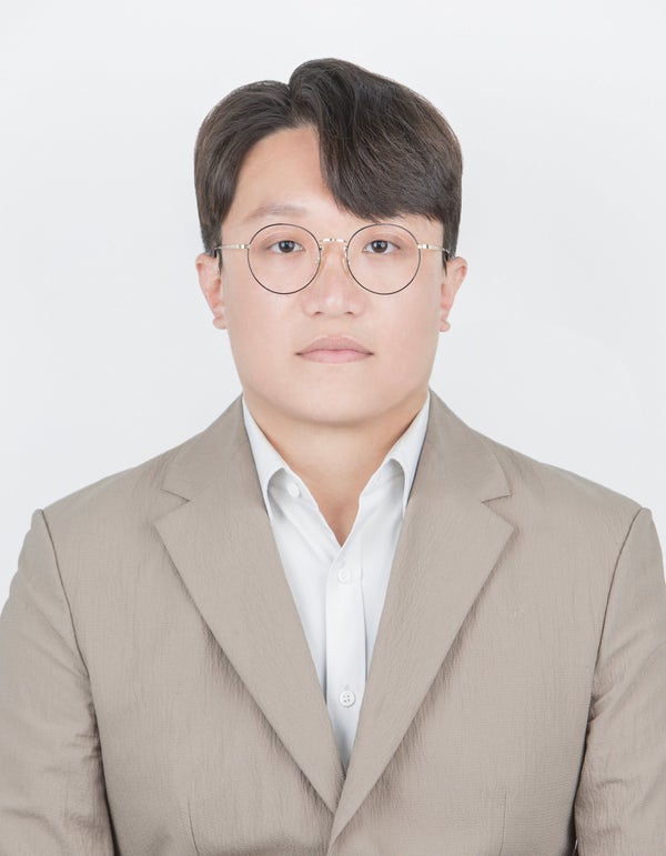  [사진촬영] 증명사진 촬영_허그허그스튜디오